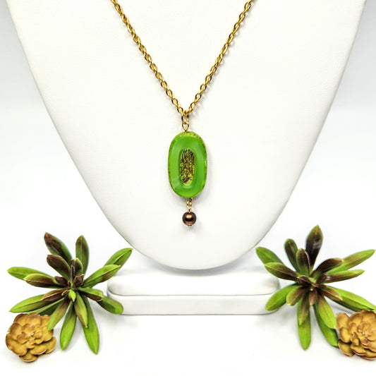Green Oval Pendant Necklace